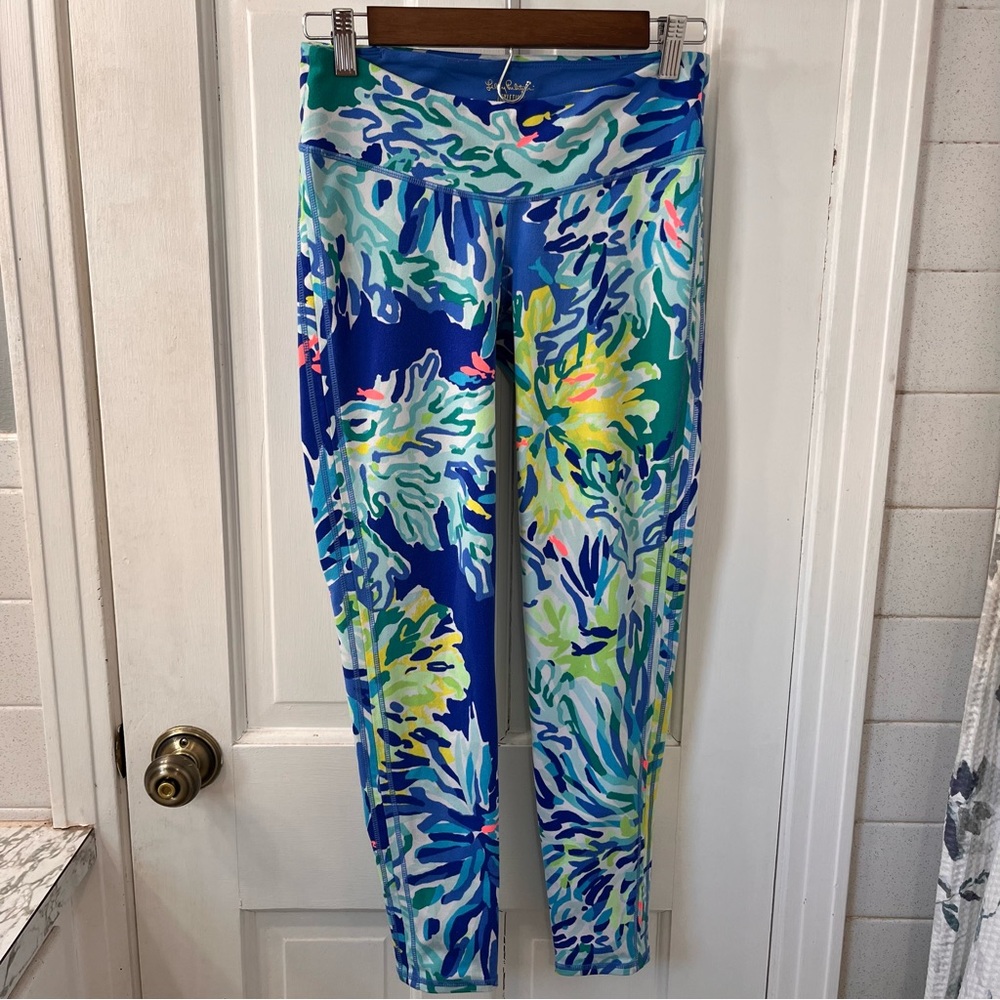 Lilly Pulitzer Luxletic Weekender Leggings Style 24411 inVibrant Blue and Green